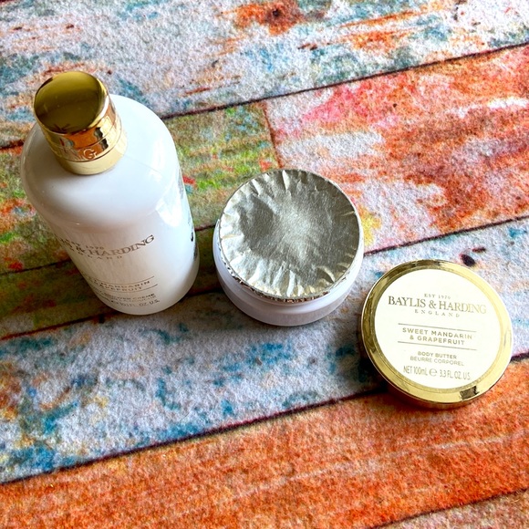 Baylis & Harding England Sweet Mandarin&Grapefruit ShowerWash & BodyButter Combo - Picture 2 of 4
